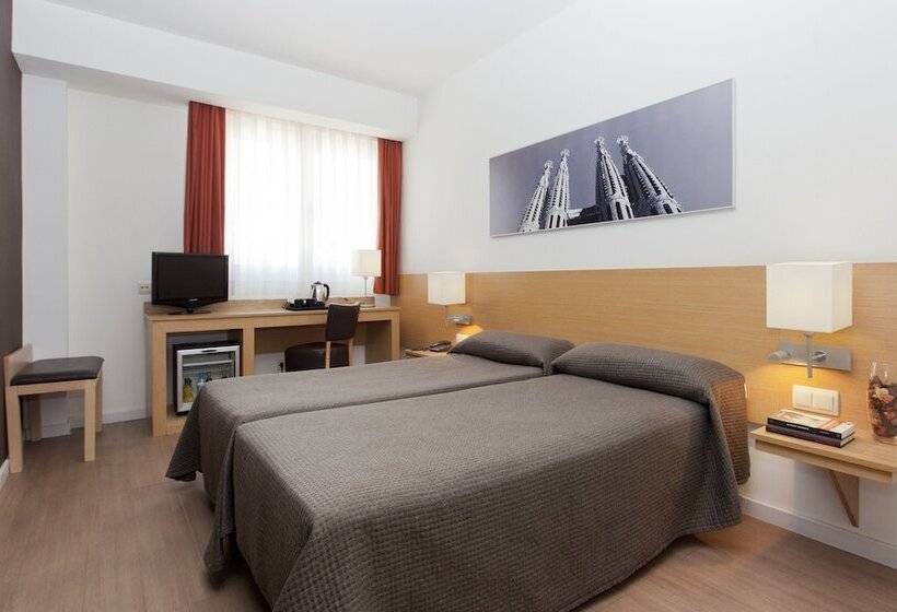 Номер Стандарт, Sagrada Familia