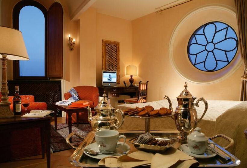 اتاق سوپریور با چشم‌انداز دریا, San Francesco Al Monte