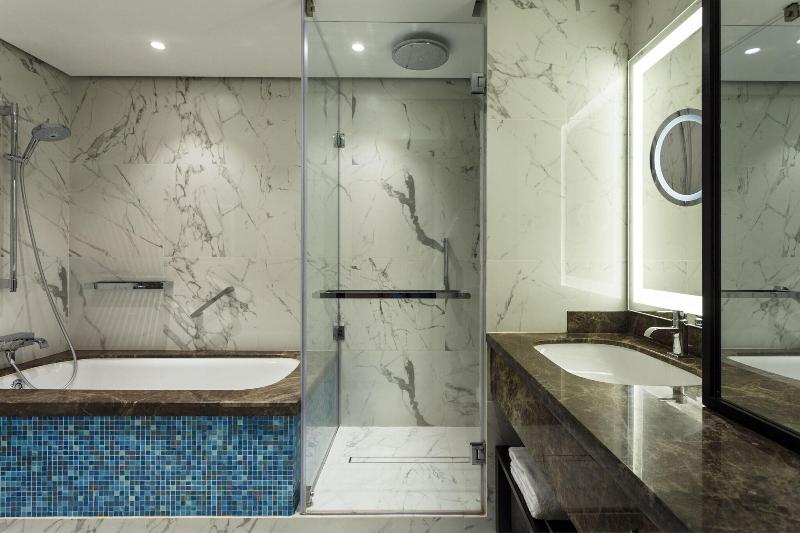 Executive Svit, Sheraton Bucharest