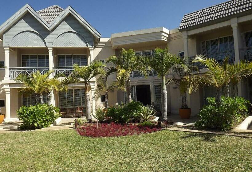 اتاق اساندارد با چشمانداز جانبی به دریا, The Residence Mauritius