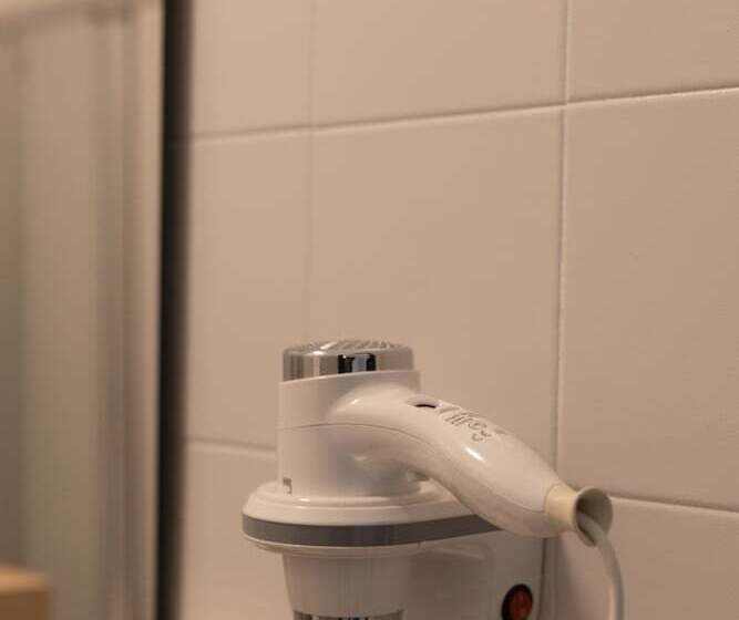 اتاق استاندارد یک نفره, Tornielli 9 By Lvg Hotel Collection