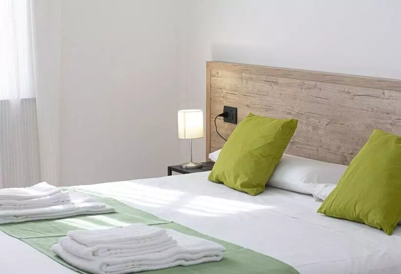 اتاق استاندارد سه نفره, Tornielli 9 By Lvg Hotel Collection