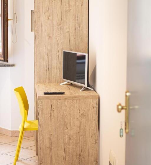 اتاق استاندارد یک نفره, Tornielli 9 By Lvg Hotel Collection
