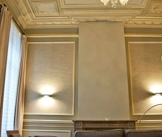سوییت اجرایی, Mas Aparthotel Eu