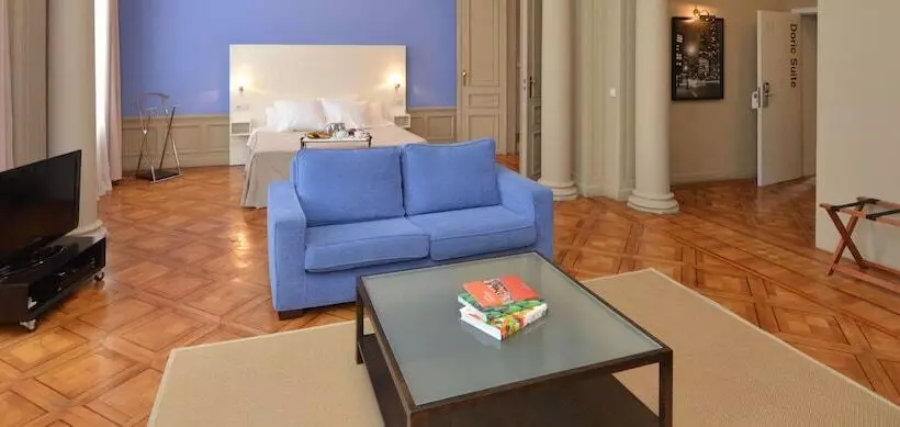 سوییت اجرایی, Mas Aparthotel Eu