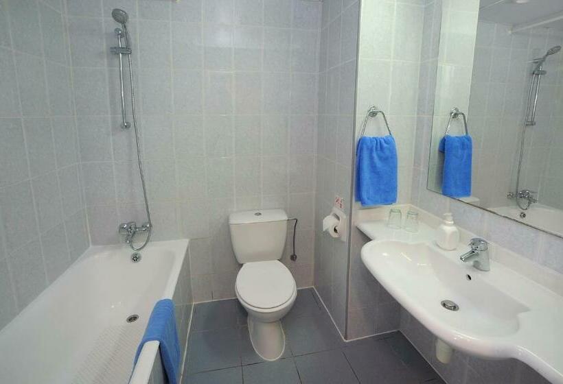 Семейный Номер, Nissiana Hotel & Bungalows