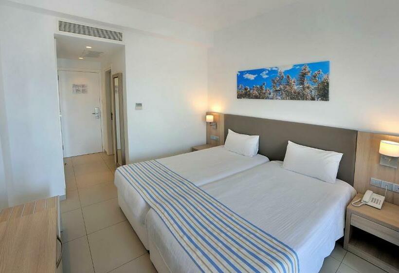 Номер Superior Боковой Вид на Море, Nissiana Hotel & Bungalows