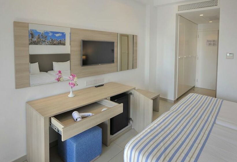 Номер Superior Боковой Вид на Море, Nissiana Hotel & Bungalows