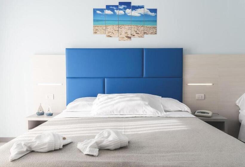 Triple Room Sea View, Continental