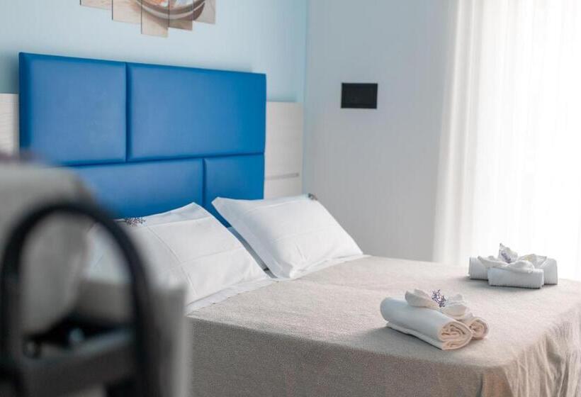 Triple Room Sea View, Continental