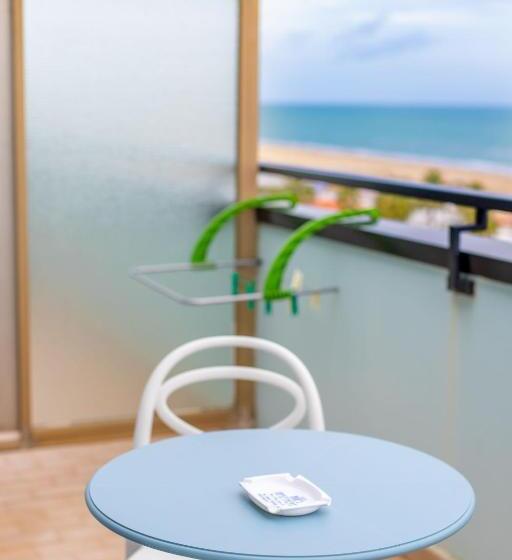 Triple Room Sea View, Continental