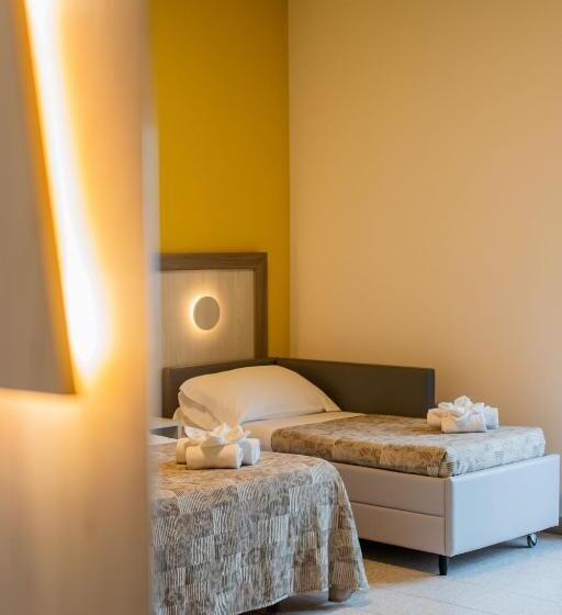 اتاق استاندارد چهار تخته, Continental