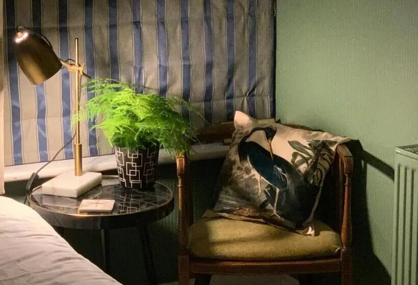 Basic-huone, Baytree House