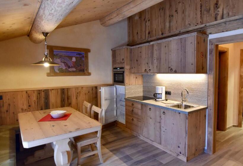 آپارتمان 2 خوابه, Chalet Li Mina