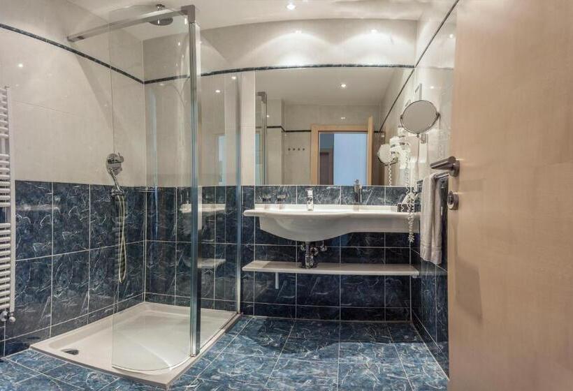 غرفة سوبيريور مزوَّدة بتراس, Marica