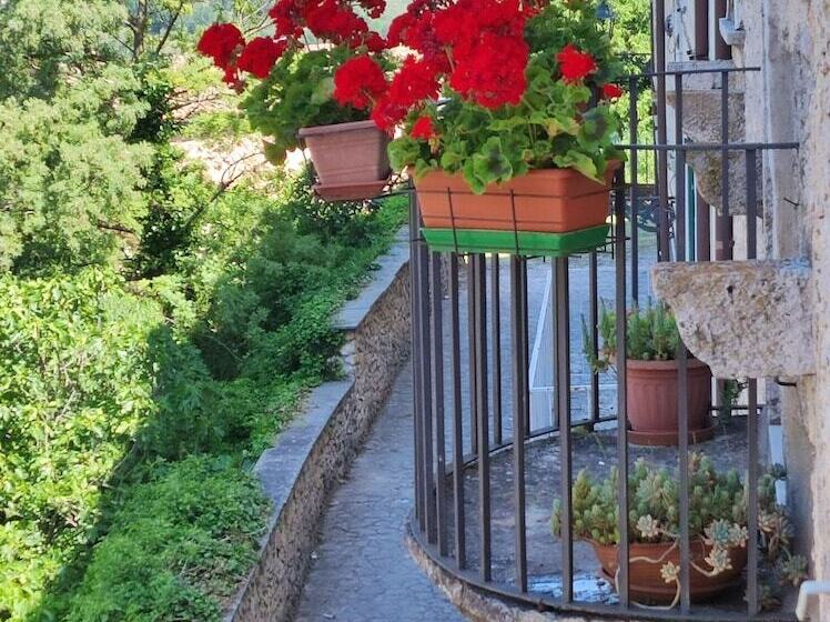 דירת דלוקס 2 חדרי שינה, Nenà Al Borgo Castello