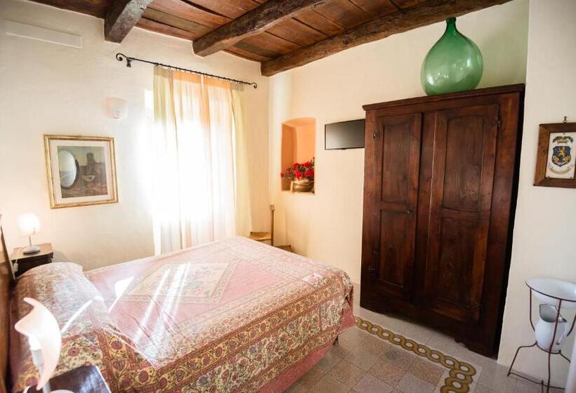 דירת שני חדרים עם מרפת, Nenà Al Borgo Castello