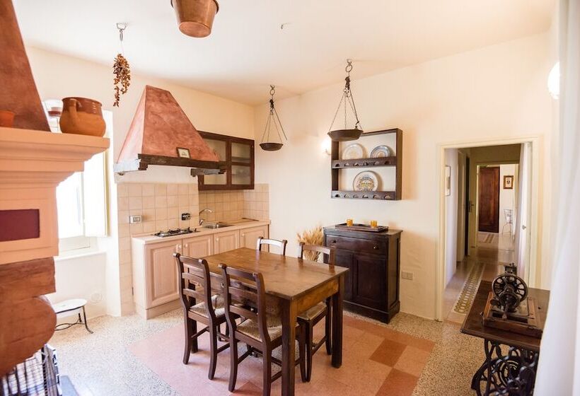 דירת דלוקס 2 חדרי שינה, Nenà Al Borgo Castello