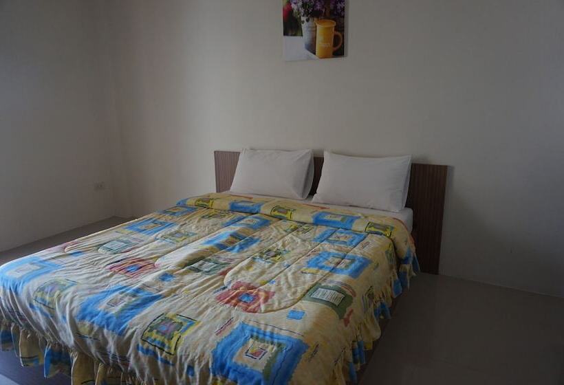 חדר סטנדרט, The Nine Mansion