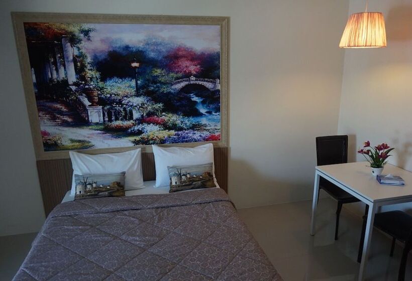 חדר סטנדרט, The Nine Mansion