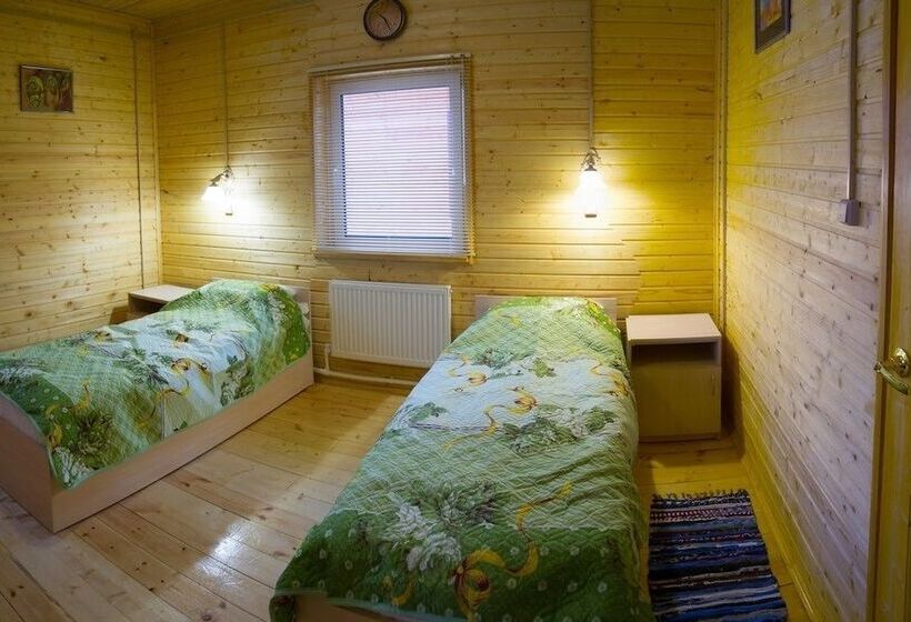 Апартаменты 2 спальни Вид на Сад, Vladimirski Hutorok