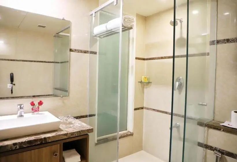 デラックスルーム, Boulevard 9 Luxury Resort & Spa
