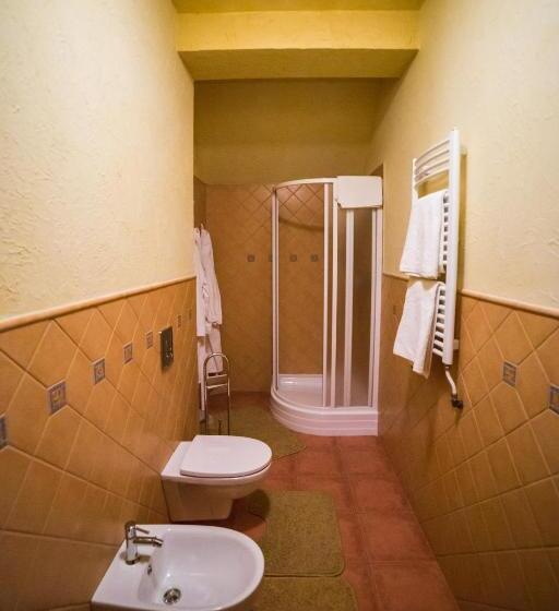 סוויטה עם מרפסת, Gnizdo Golubky