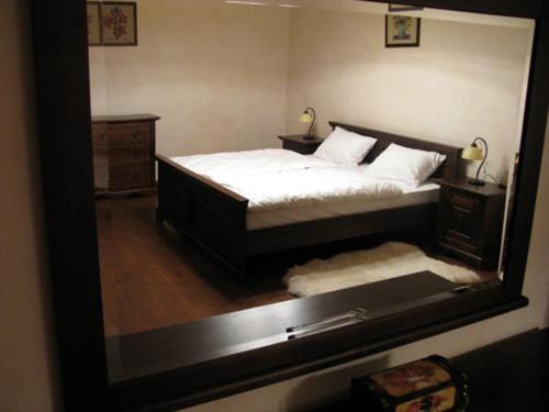 דירת שני חדרים, Gnizdo Golubky