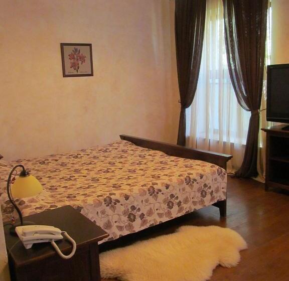 חדר סטנדרט, Gnizdo Golubky