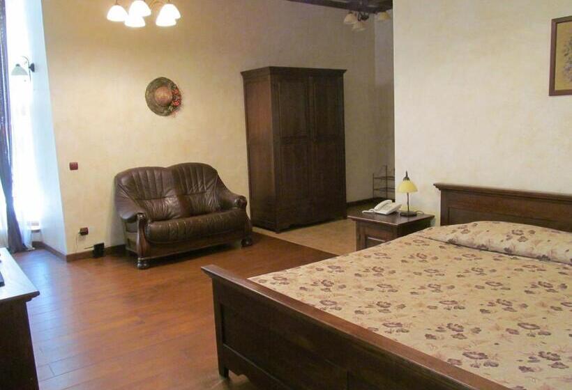 חדר סטנדרט, Gnizdo Golubky