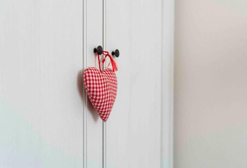 חדר משפחתי, Hofstede Villetta