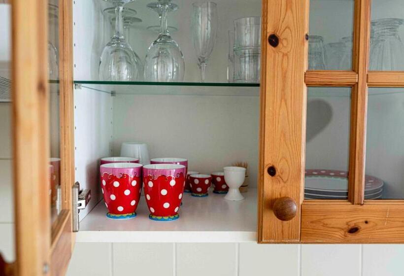 חדר משפחתי, Hofstede Villetta