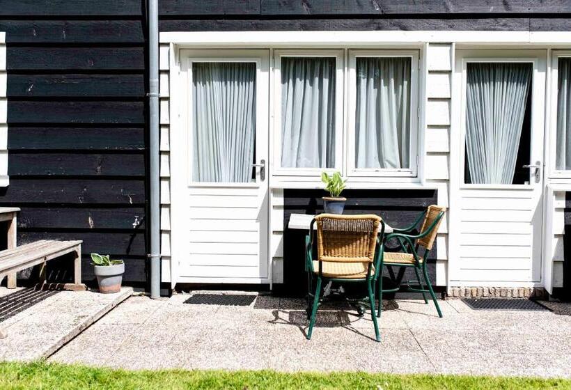 חדר אקונומי, Hofstede Villetta