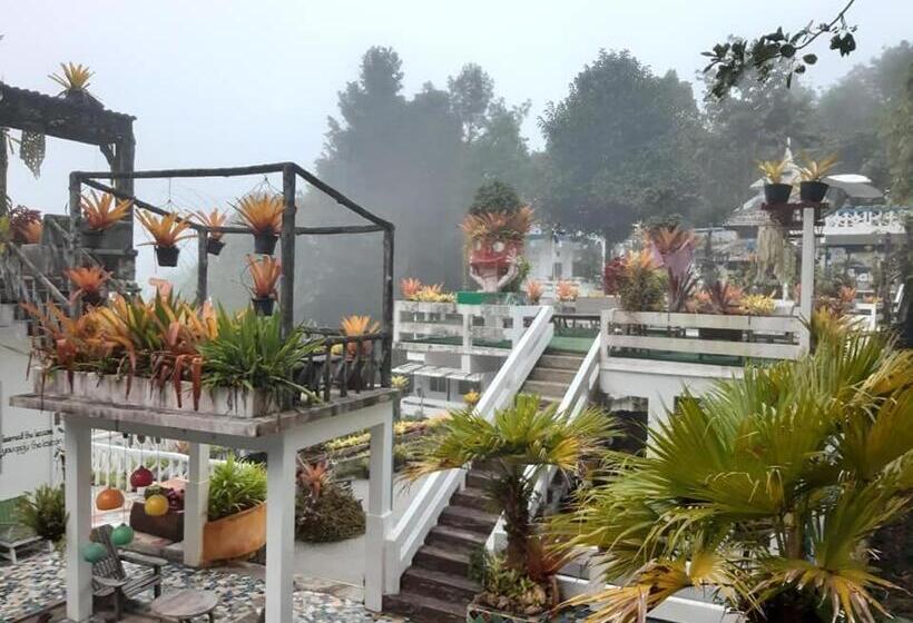 Номер Стандарт Трехместный, Banthorphan Resort