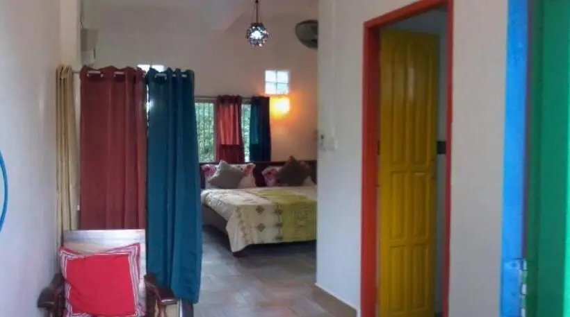 اتاق استاندارد با تخت بزرگ, Banthorphan Resort