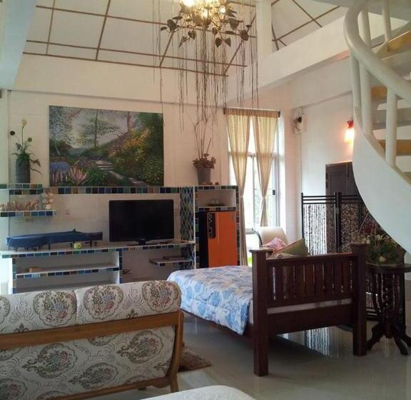 Семейный Номер, Banthorphan Resort