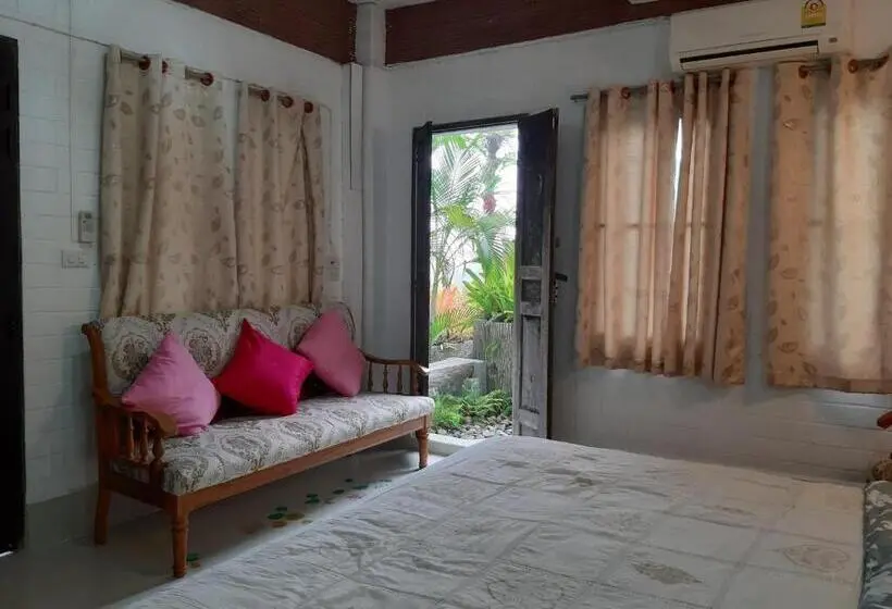 سوییت, Banthorphan Resort