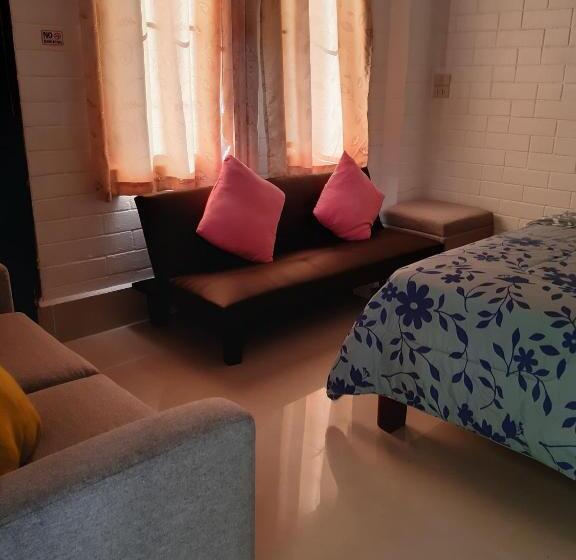 Люкс, Banthorphan Resort