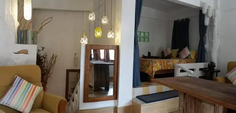 اتاق استاندارد چهار تخته, Banthorphan Resort