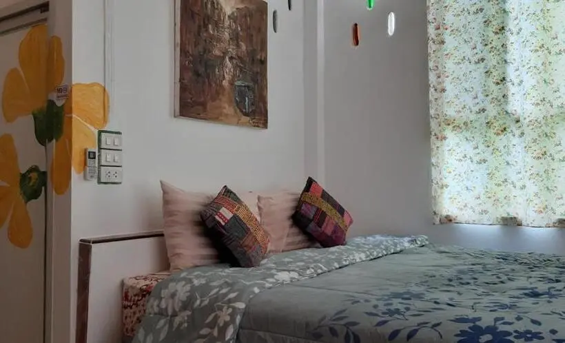 اتاق استاندارد با بالکن, Banthorphan Resort