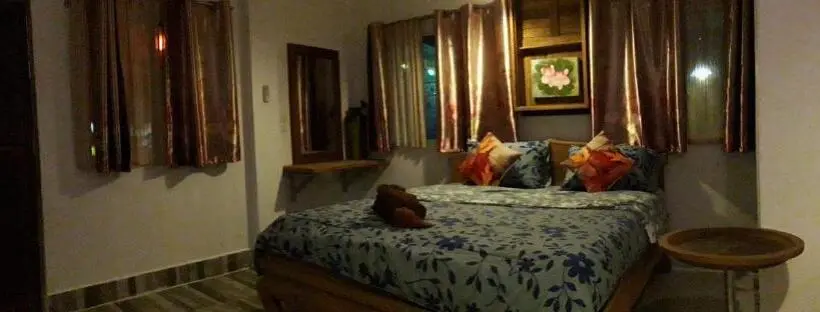 اتاق استاندارد با بالکن, Banthorphan Resort