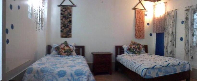 Трехместный Номер Стандарт с Балконом, Banthorphan Resort