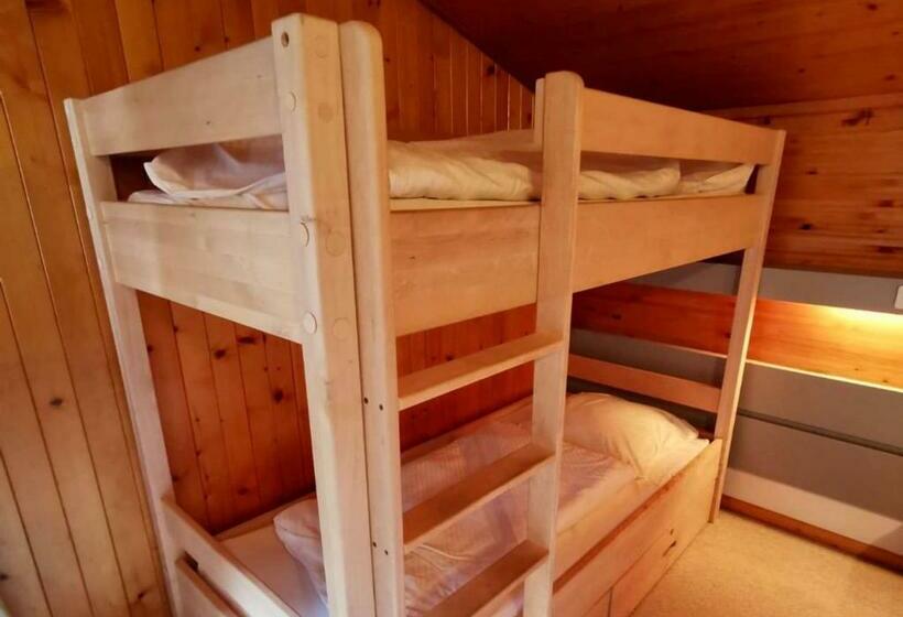 スタンダード4人部屋, Télécabine