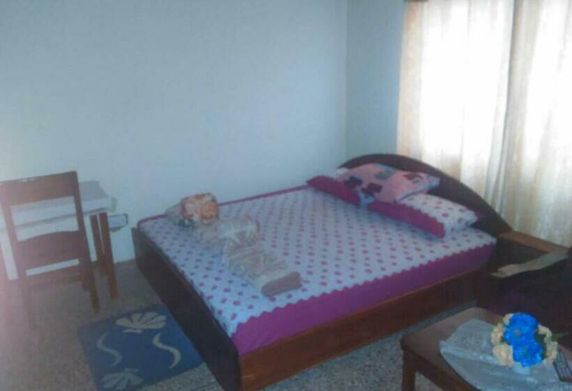 חדר סטנדרט יחיד, Jackson Guesthouse Anomabo