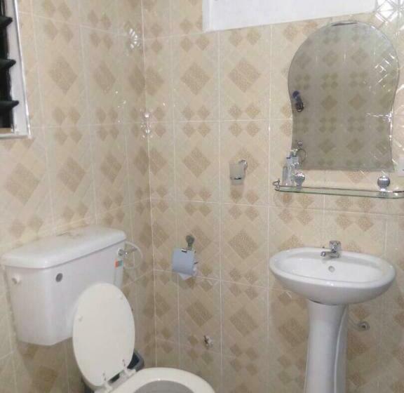 Номер Стандарт Индивидуальный, Jackson Guesthouse Anomabo