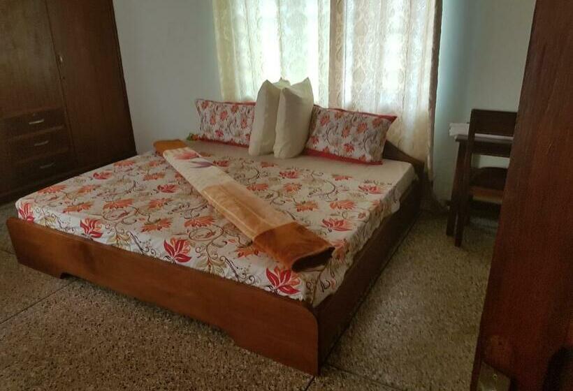 Номер Стандарт Индивидуальный, Jackson Guesthouse Anomabo