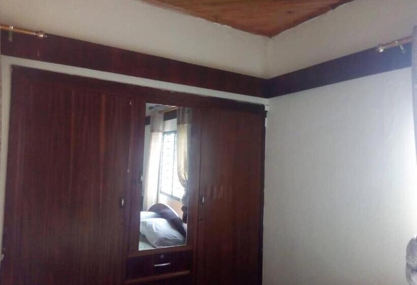 חדר סטנדרט, Jackson Guesthouse Anomabo