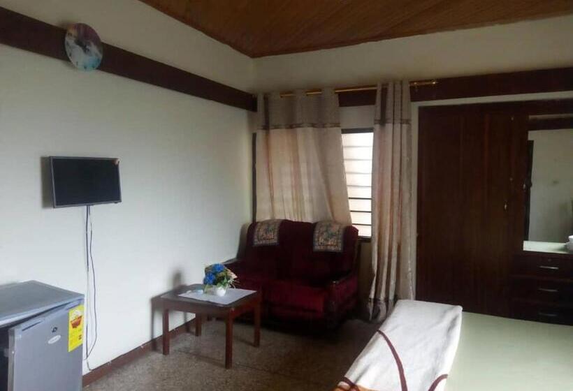 חדר דלוקס, Jackson Guesthouse Anomabo