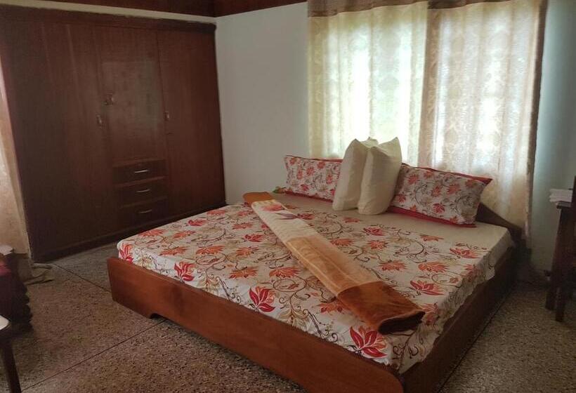 חדר סטנדרט, Jackson Guesthouse Anomabo