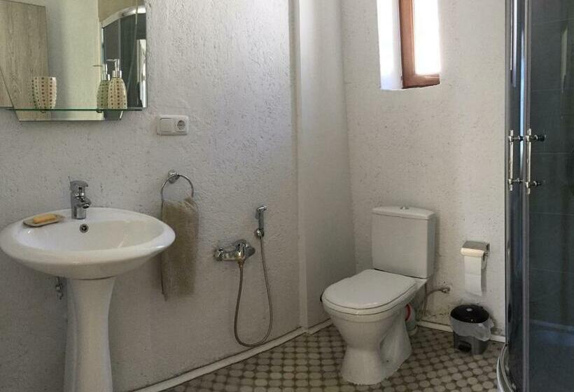 발코니 디럭스 룸, Lermont Guest House